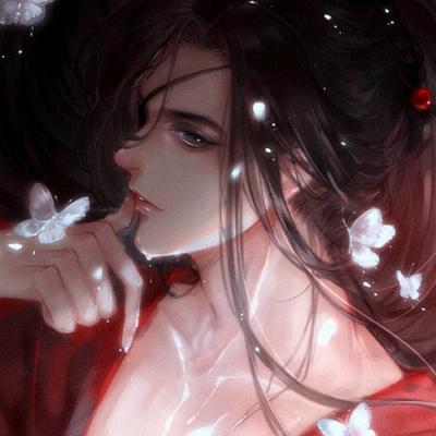 科学老师用塑料桶手搓4米高水火箭